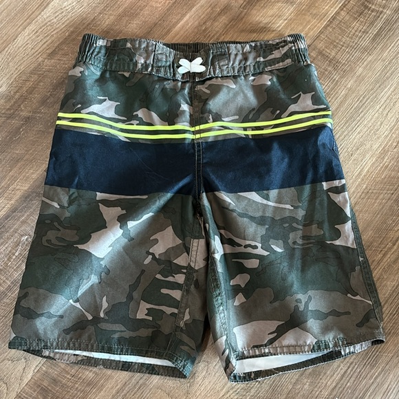 Bundle boys swim trunks - Picture 6 of 7